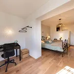 2 Nice Private Rooms With Pool And Garden Sea View