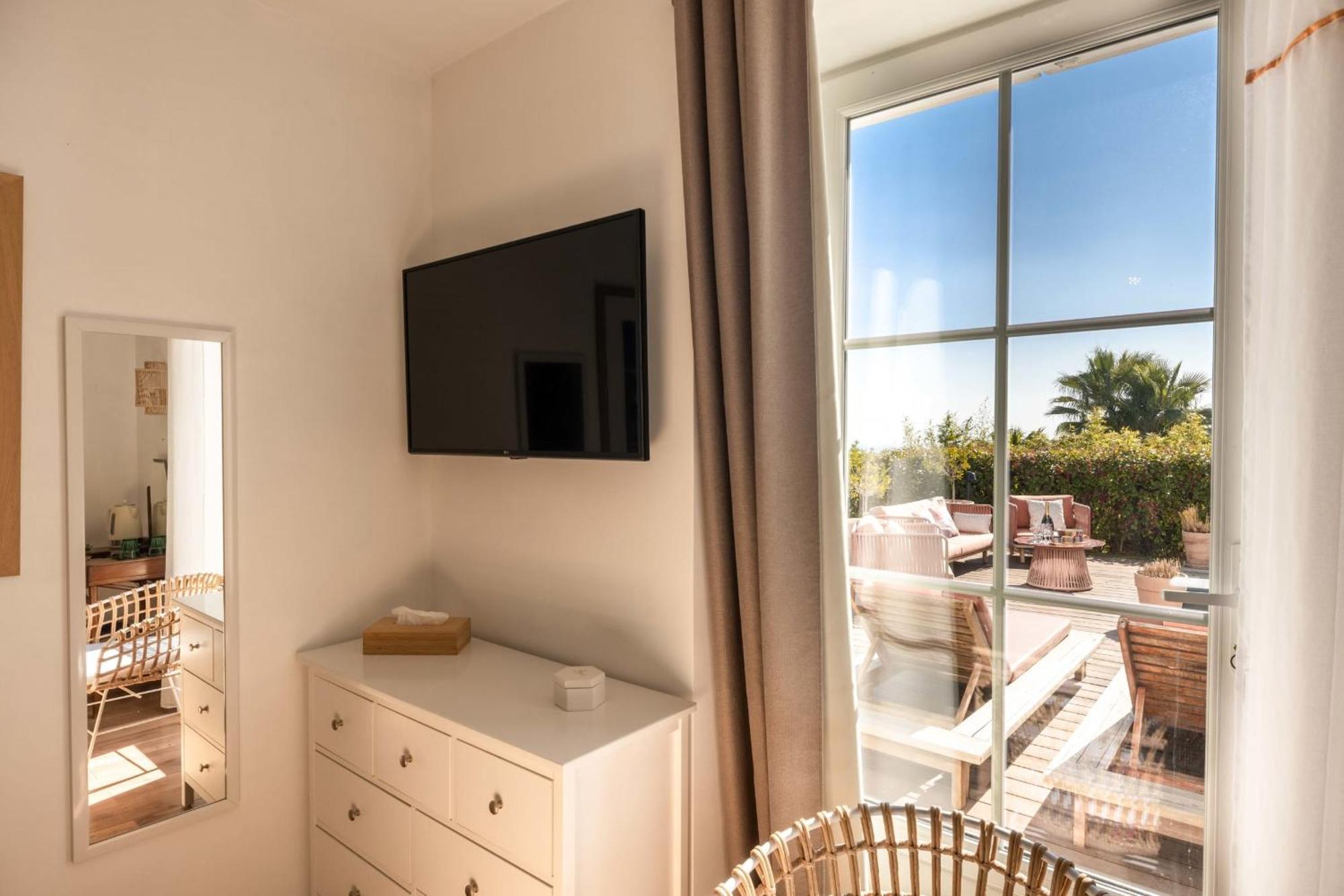 Feriehus 2 Private With Pool And Garden Sea View Nice
